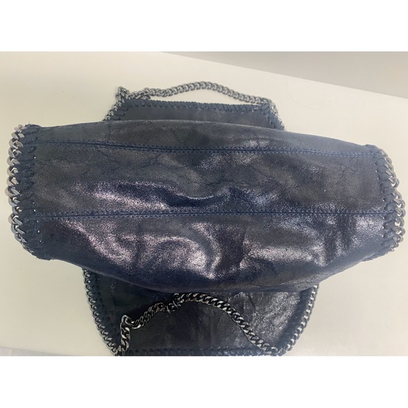 GENUINE LEATHER VERA PELLE HANDBAG, NAVY BLUE WITH METAL CHAIN HANDLES - Picture 8 of 16